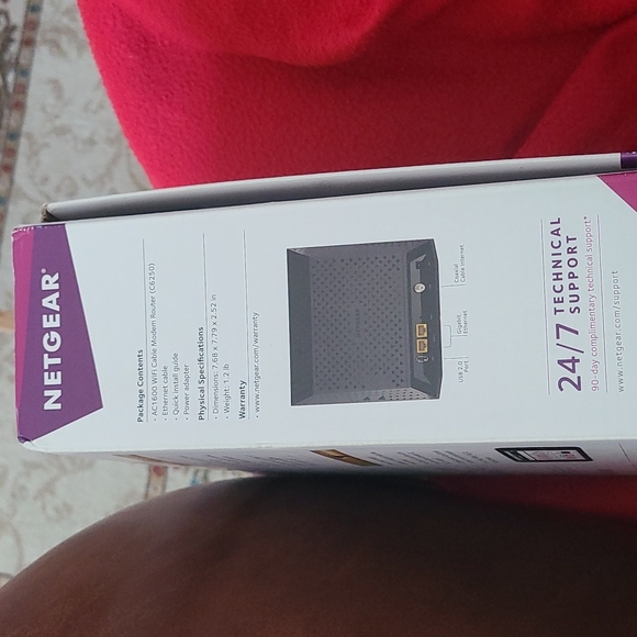 Netgear WiFi Cable Modem Router - Picture 4 of 4